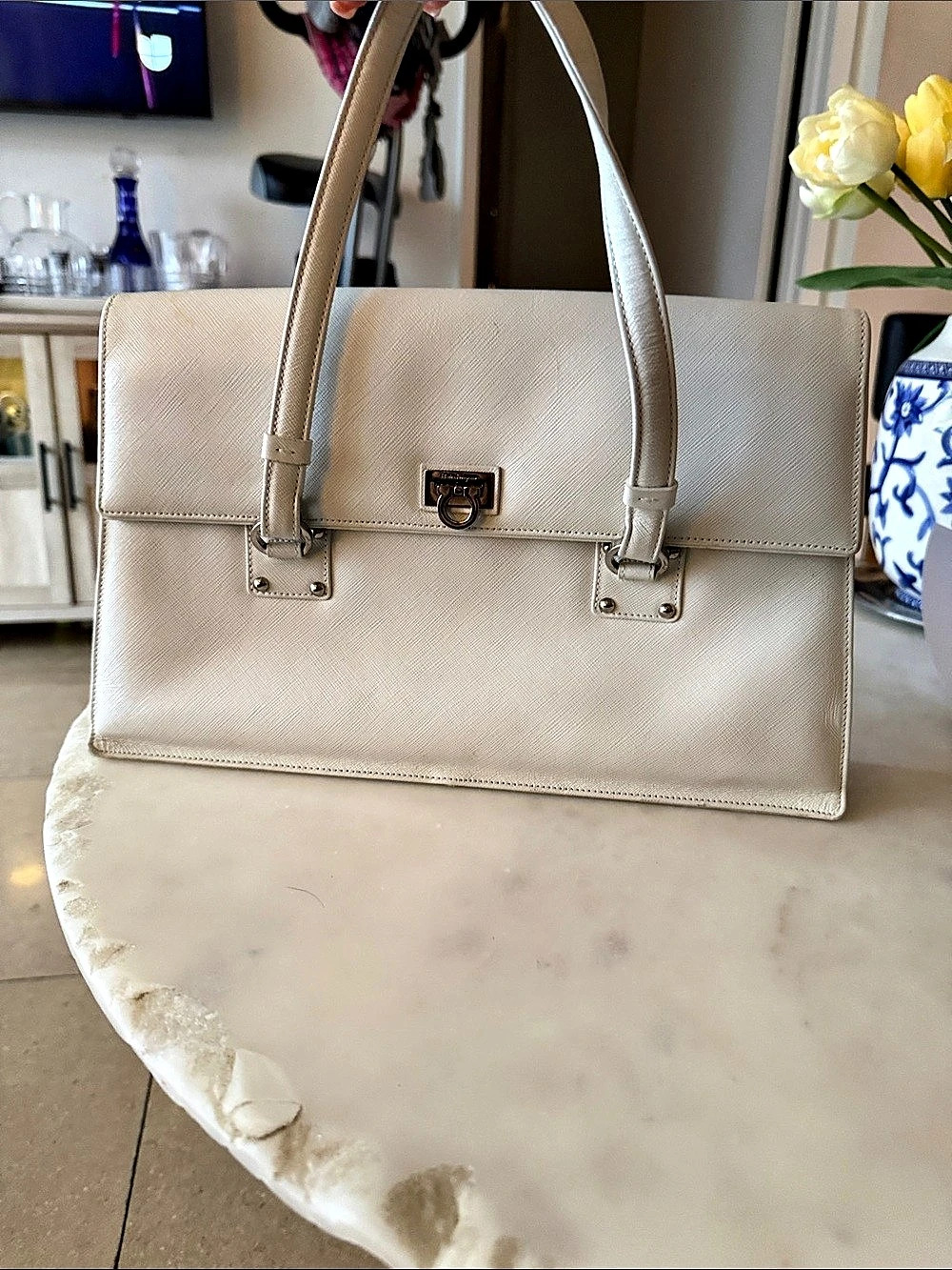 Salvatore Ferragamo Structured Shoulder Bag in White